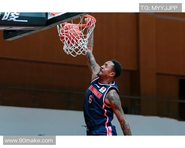 马尚布鲁克斯：从NBA明星到中国篮球的传奇之路与影响